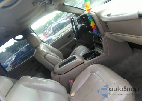 2004 Chevrolet Tahoe Ls z USA, uszkodzony, nr VIN 1GNEC13ZX4R203631